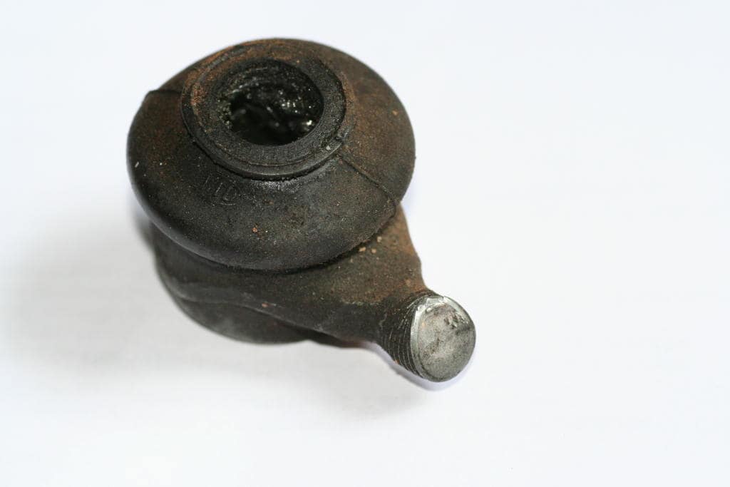 Gebrochener Kugelkopf bei Spurstangen Variante 3