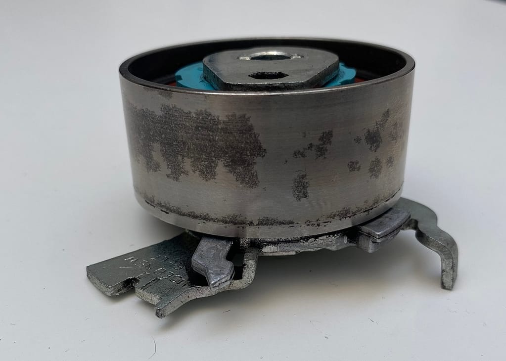 Umlenkrolle des Zahnriemens beim Speedster Turbo Z20LET nach 6 Jahren und 7000 km