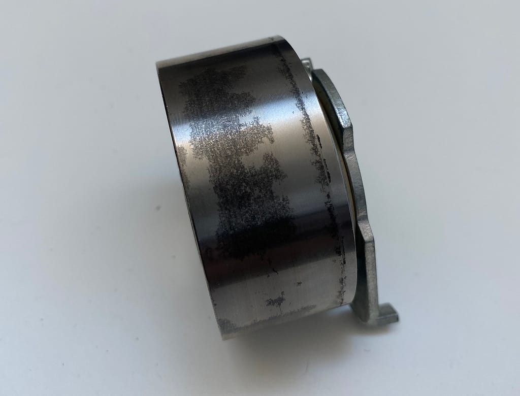 Umlenkrolle des Zahnriemens beim Speedster Turbo Z20LET nach 6 Jahren und 7000 km